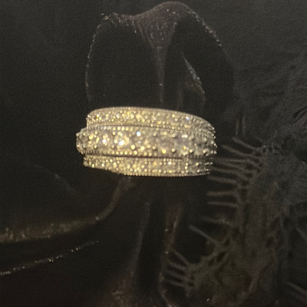 - 925 Sterling stone Anniversary Band Sz.6